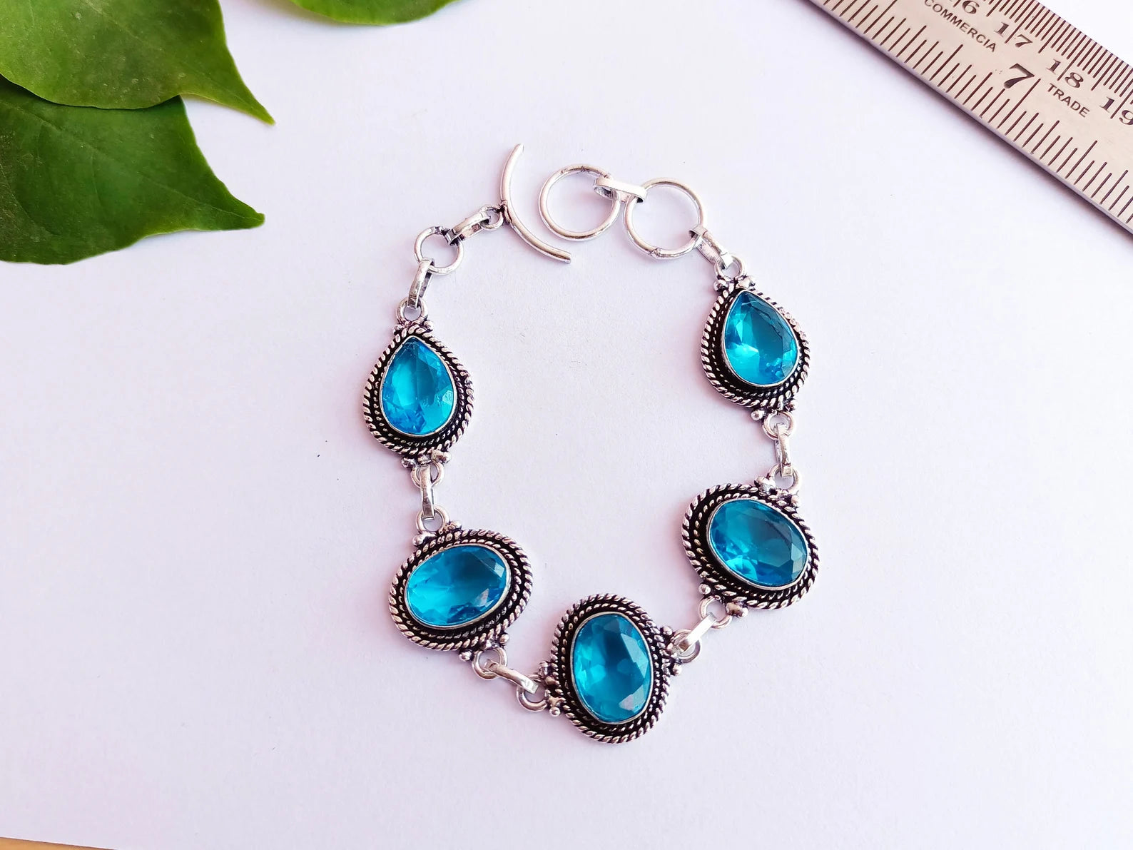 Bracelet en topaze bleue